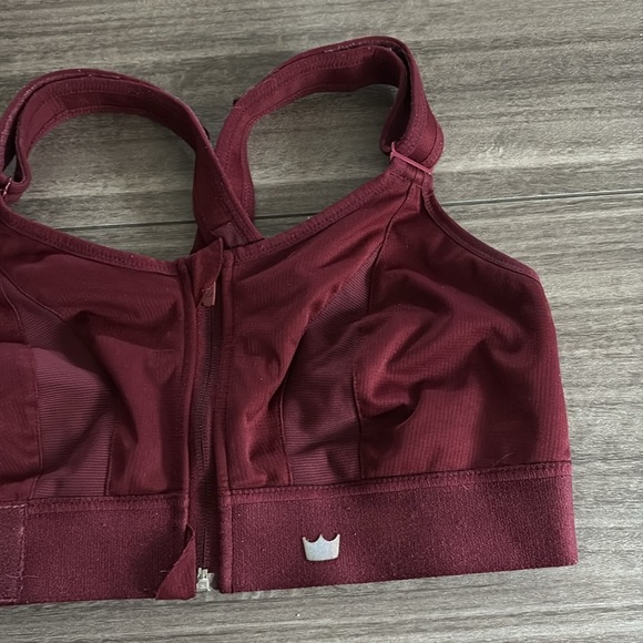 SheFit Ultimate High Intensity Wine Sports bra - Picture 5 of 9